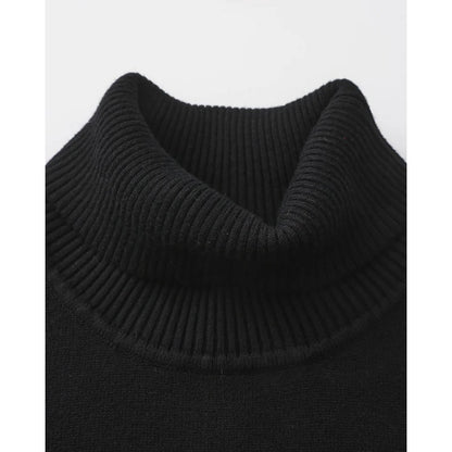 Pull col roulé maille fine, détail du col roulé côtelé