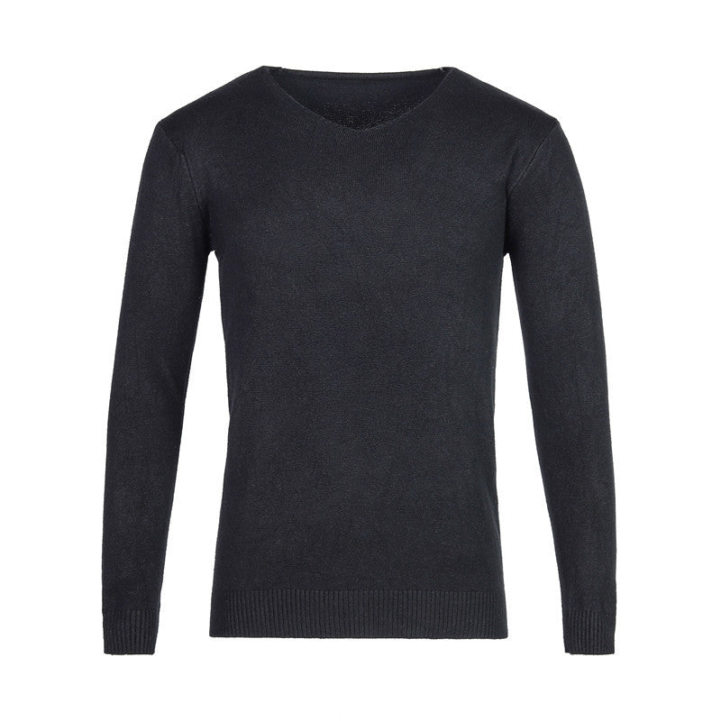Pull col V noir en maille unie, présenté à plat