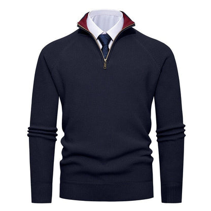 Pull col zippé raglan, coloris bleu marine, vue de face