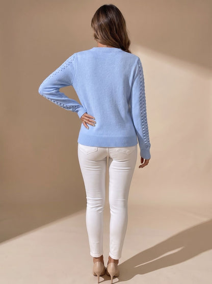 Pull cropped maille ajourée, coloris bleu ciel, vue de dos