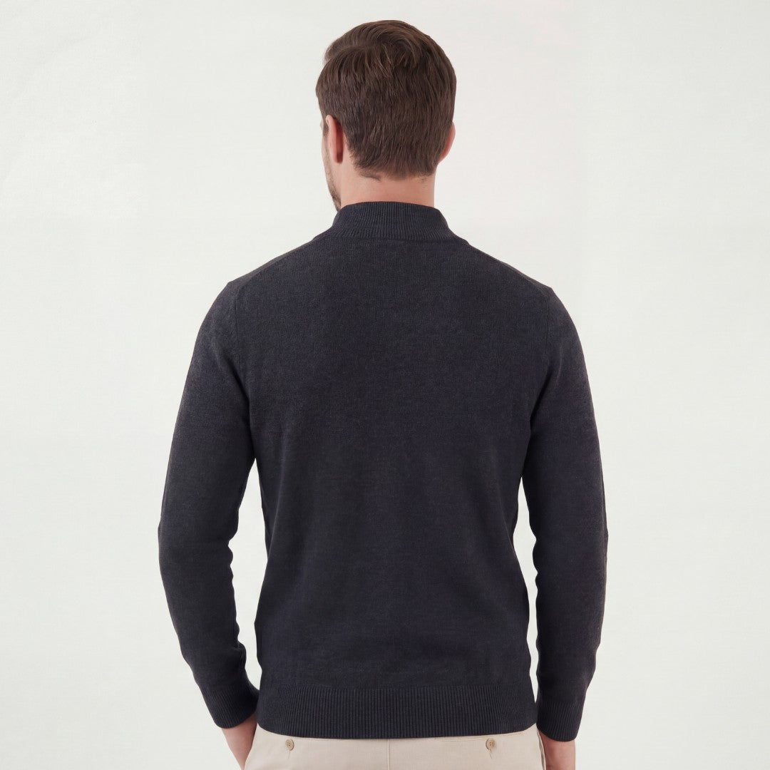 Pull demi-zip en maille, coloris anthracite, vue de dos