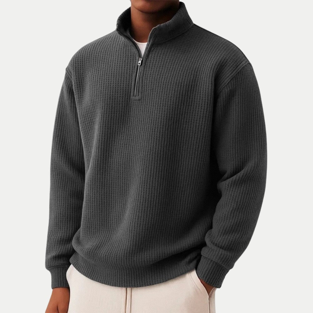 Pull gaufré demi-zip in Black | By Old Money