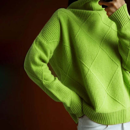 Pull losanges col roulé, coloris vert clair, porté en tenue, vue 3