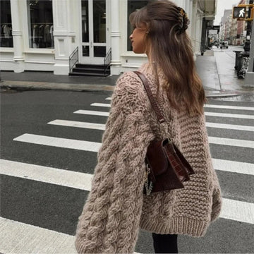 Pull oversize à torsades