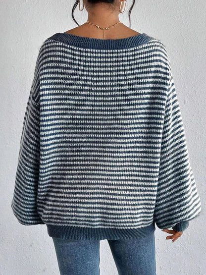 Pull rayé encolure bateau, coloris bleu, vue de dos