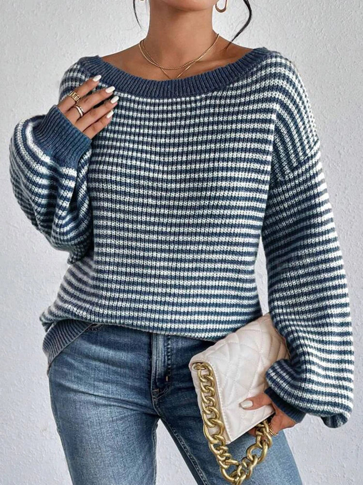 Pull rayé encolure bateau, coloris bleu, porté en tenue, vue 2