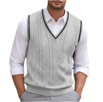 Pull sans manches gris clair en maille torsadée, col en V à liseré