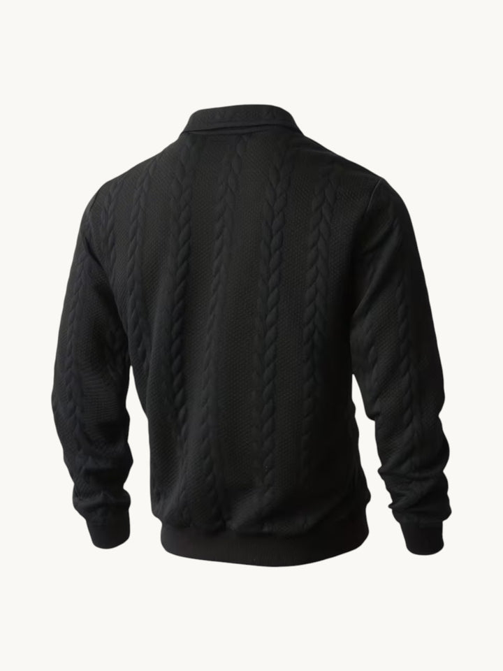 Pull torsadé noir col zippé vue arrière sur mannequin