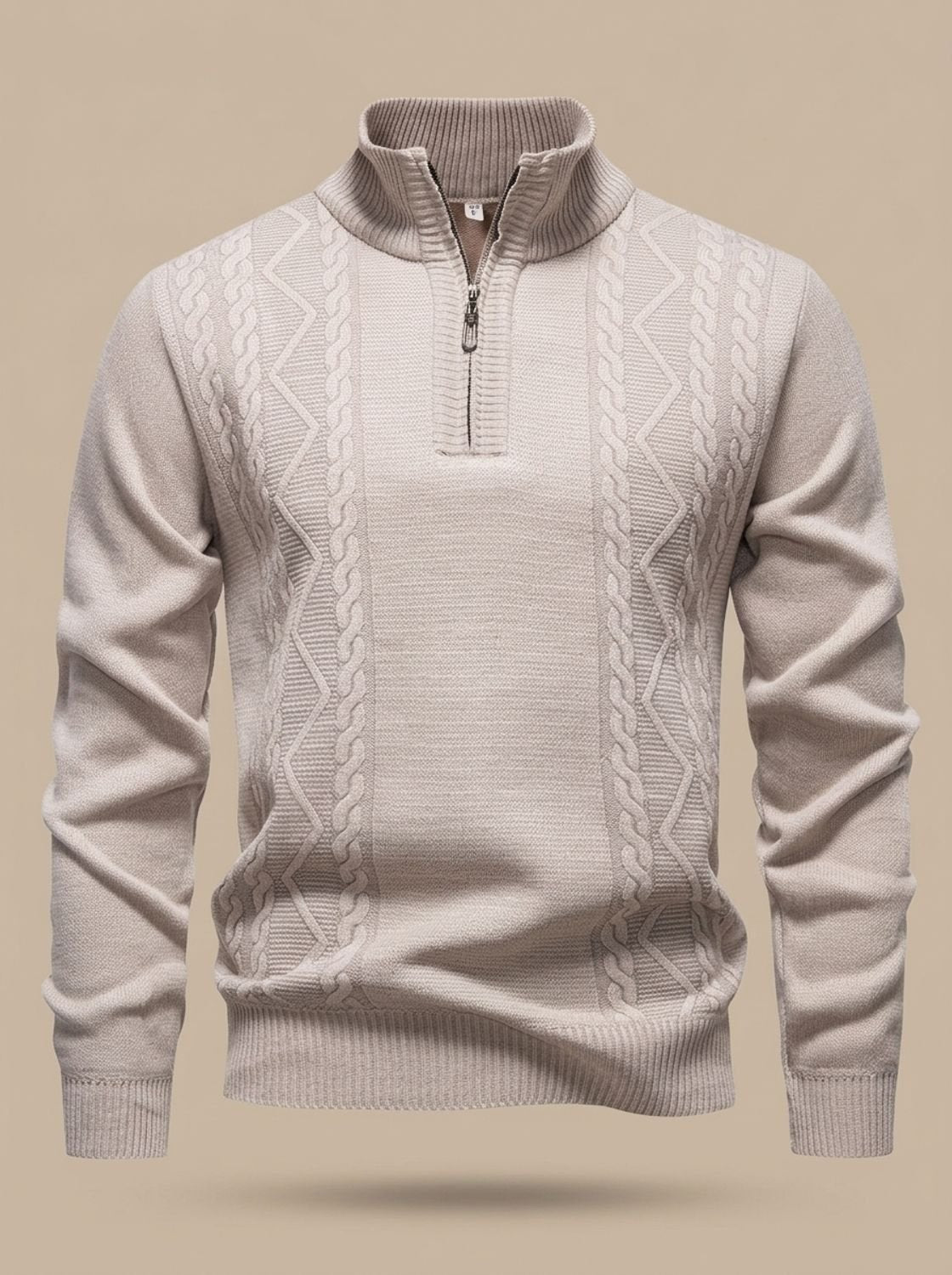 Pull torsadé demi-zip beige à col montant, vue de face