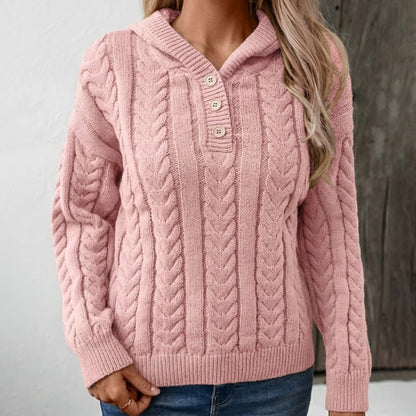Pull torsadé à capuche, coloris rose poudré, vue de face