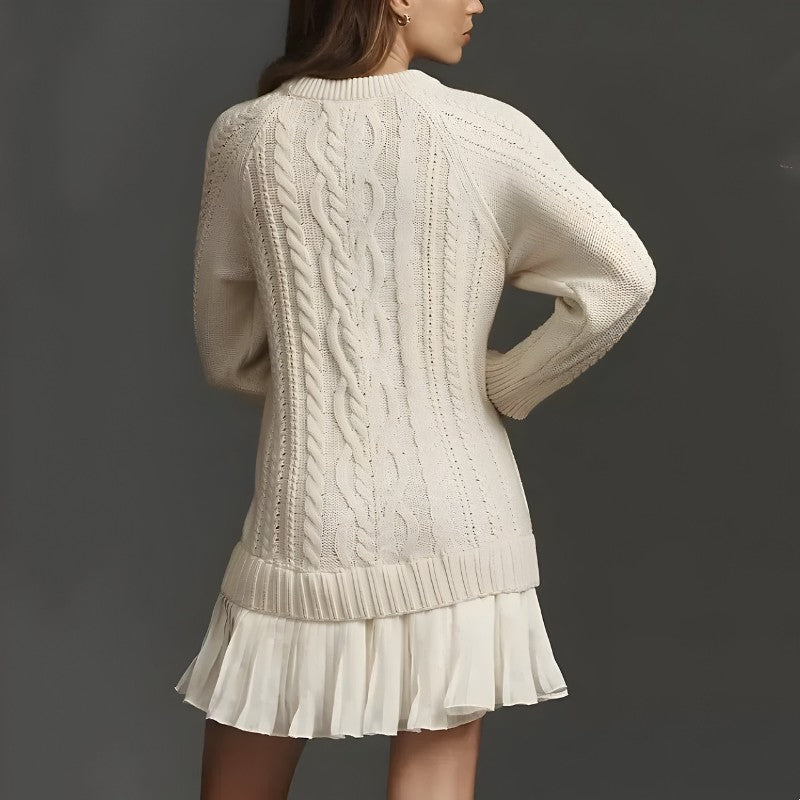 Pull torsadé oversize, coloris crème, vue de dos