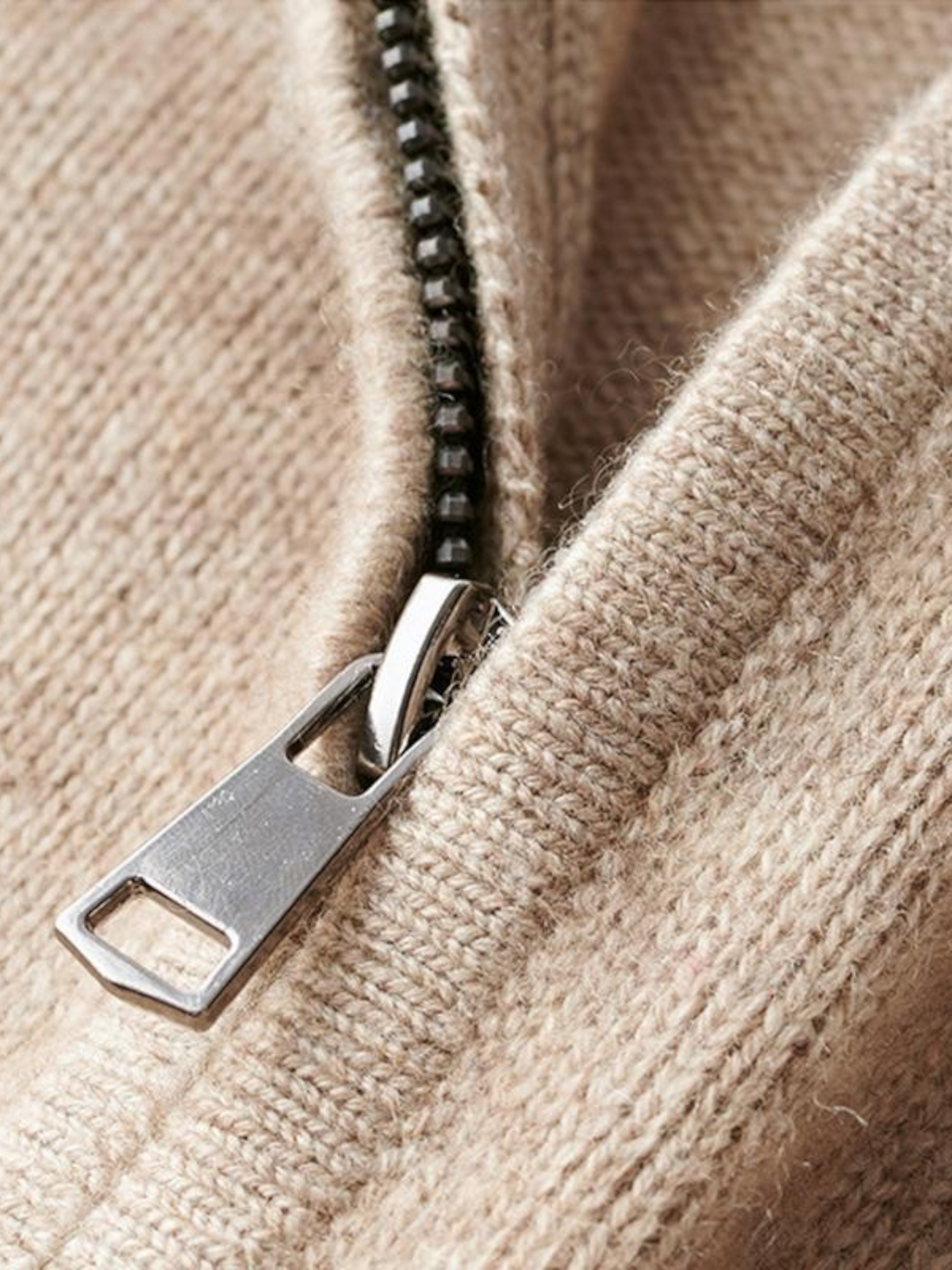 Pull zippé col droit | By Old Money