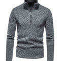Pull zippé gris foncé chiné à col montant, vue de face