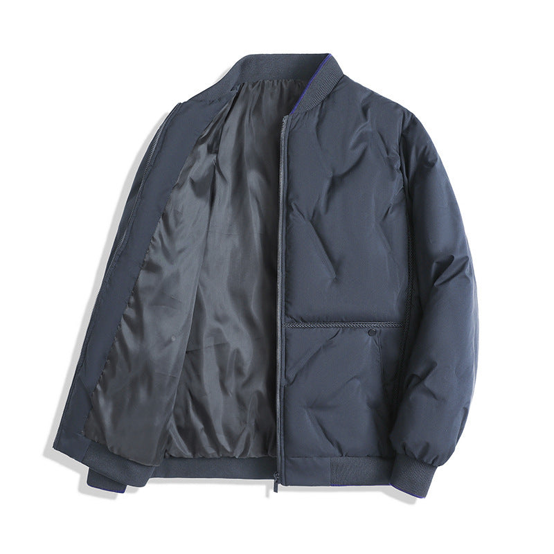 Veste d'hiver matelassée bleu nuit à col montant, présentée ouverte avec doublure visible