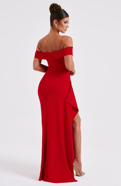 Robe longue bardot fendue, coloris rouge, vue de dos