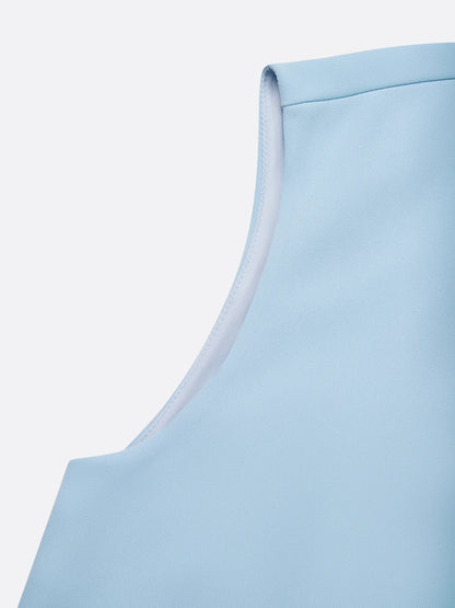 Détail de l’emmanchure et de la finition intérieure, bleu ciel