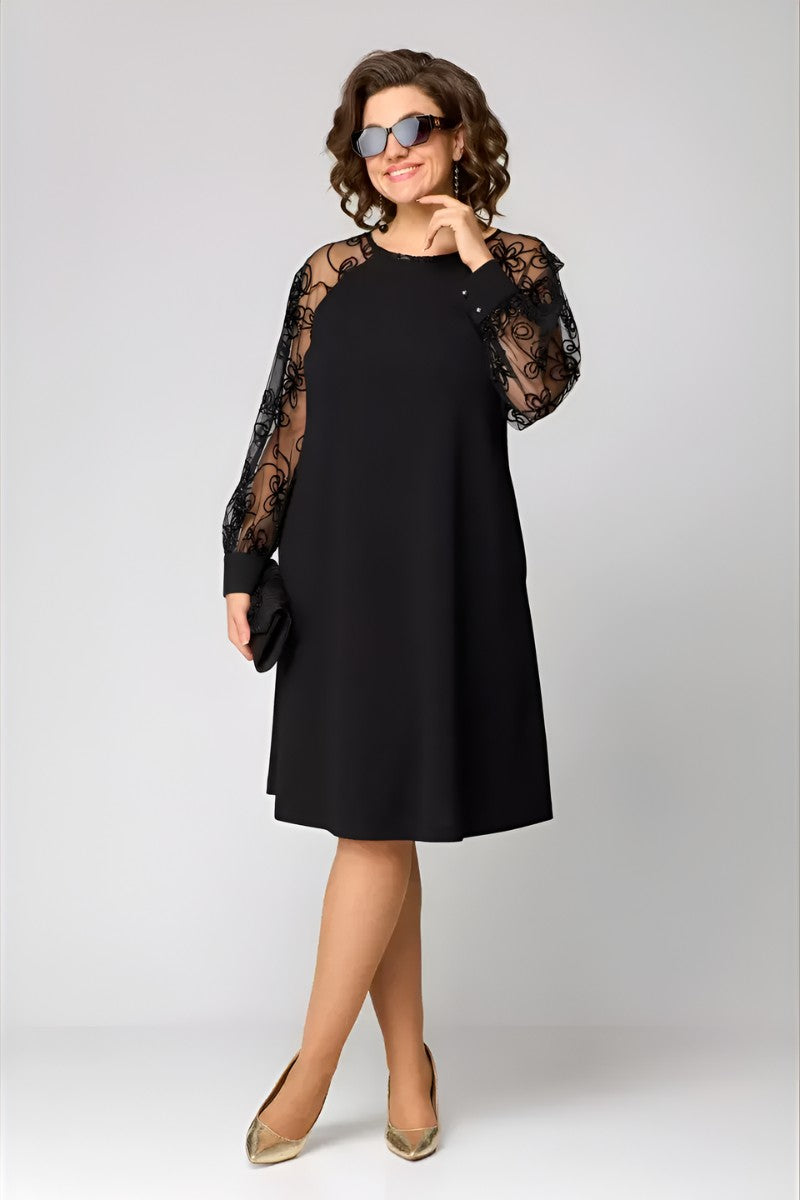 Robe midi manches dentelle, coloris noir, vue de trois quarts
