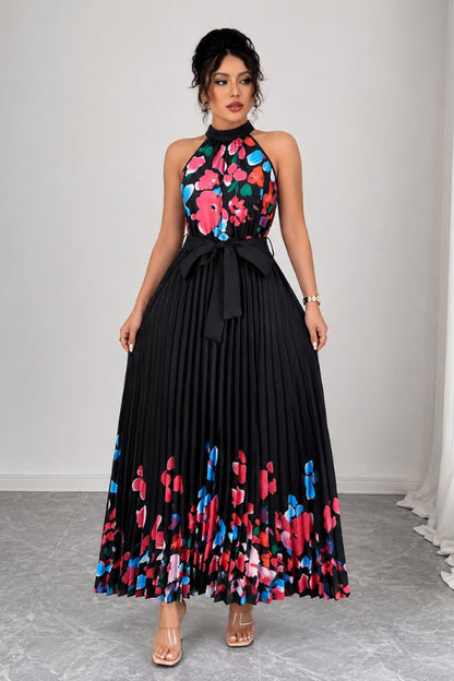Robe plissée à fleurs, noir