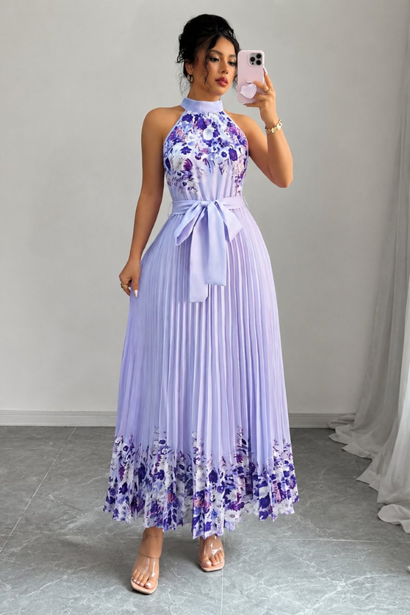 Robe plissée à fleurs, violet clair