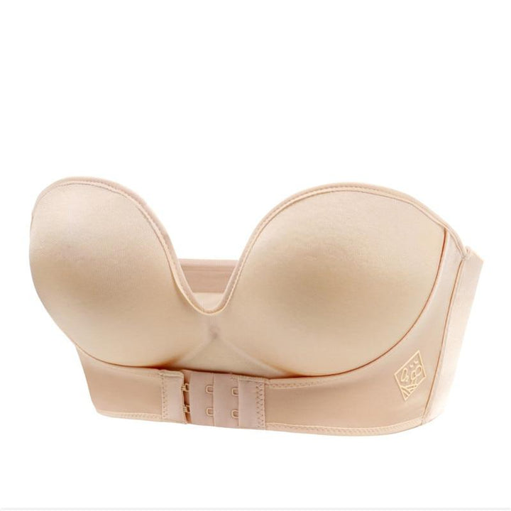 Soutien-gorge à bonnets moulés, coloris nude, vu de face