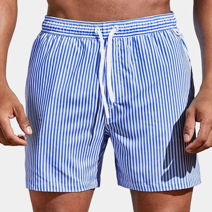 Short à fines rayures bleues et blanches, taille élastique et cordon blanc