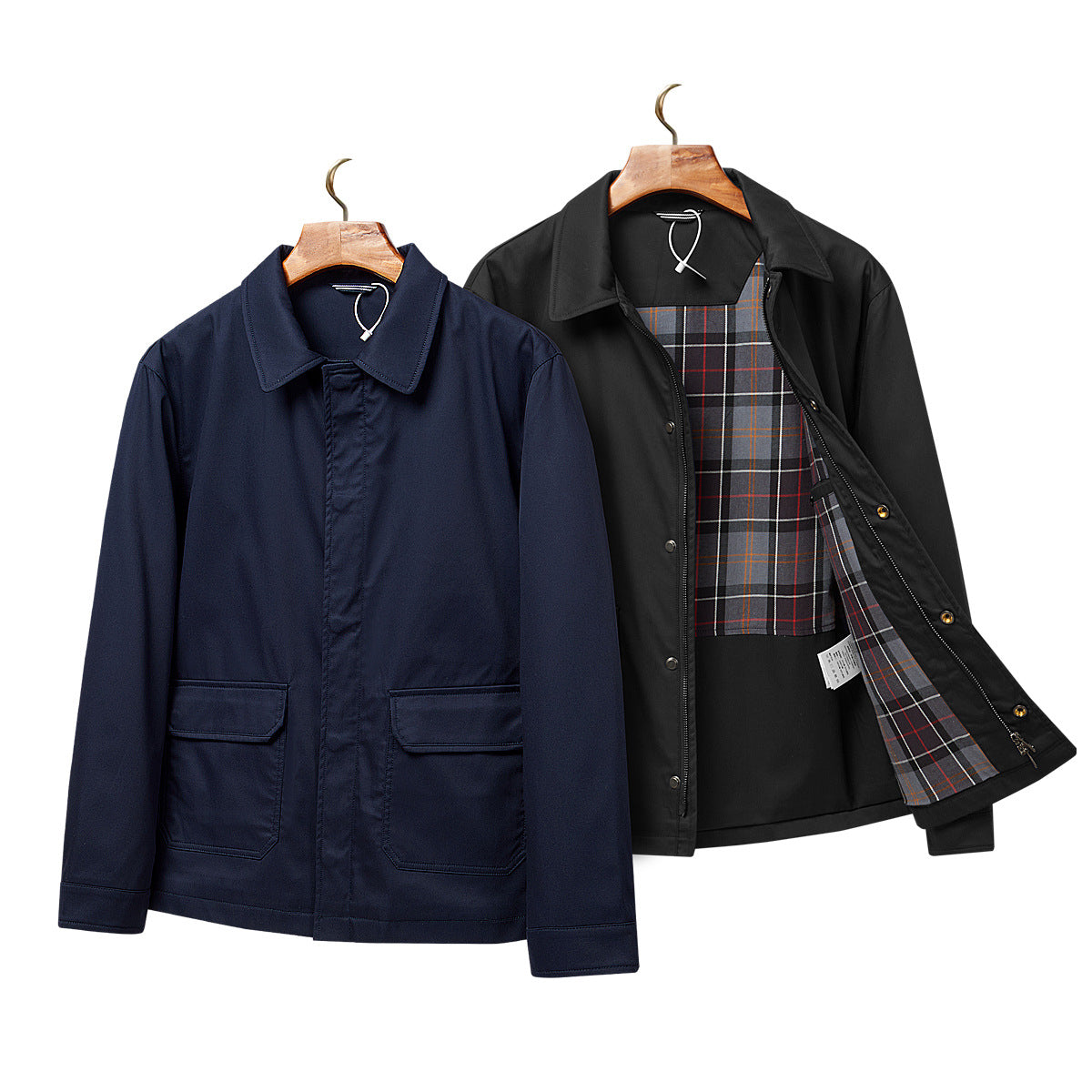 Veste structurée en bleu marine et en noir sur cintres, doublure à carreaux visible