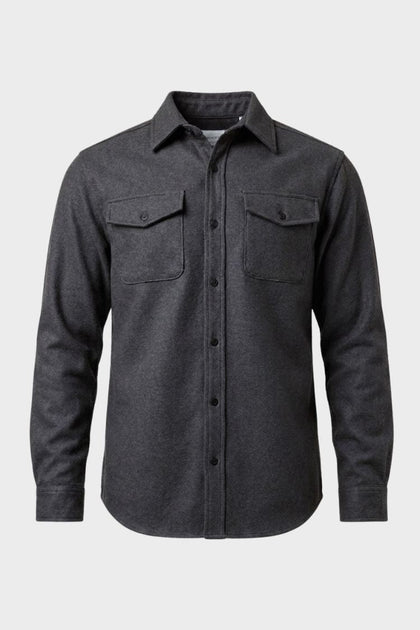 Gris foncé