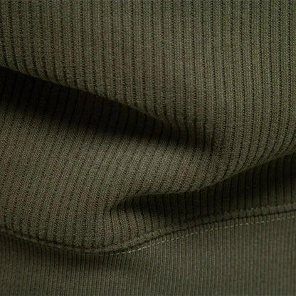 Sweat demi-zip raglan, détail de la surface côtelée