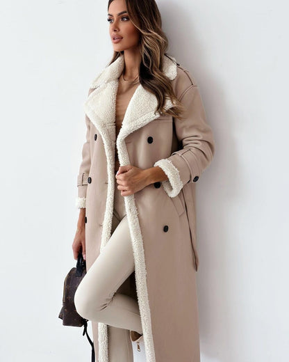 Trench doublé effet peluche, coloris beige, vue de face