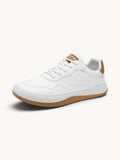 Basket basse en cuir blanc à semelle gomme, vue de profil